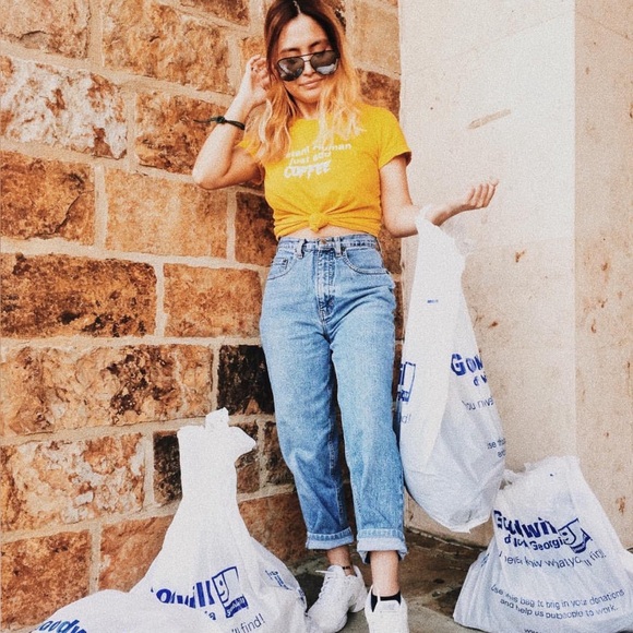 Meet your Posher, Miranda - Picture 3 of 4